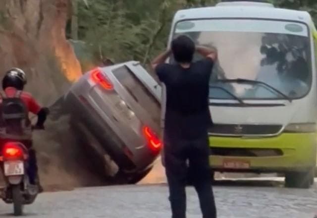 Motorista faz manobra ousada para ultrapassar ônibus e se dá mal