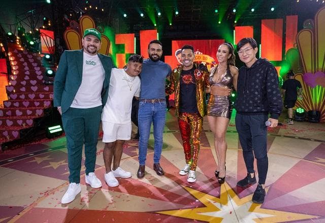 Tirullipa, Pyong Lee, Thullio Milionário, Casca de Bala e Mulher Melão no Circo do Tiru