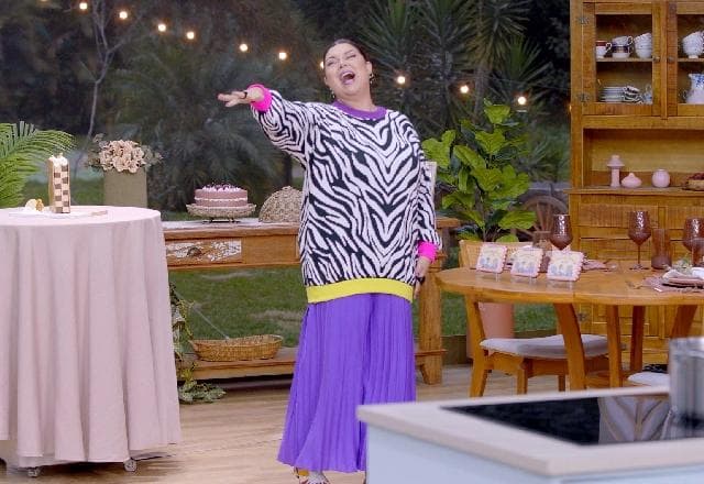 Finalistas do Bake Off Brasil são anunciados em episódio emocionante