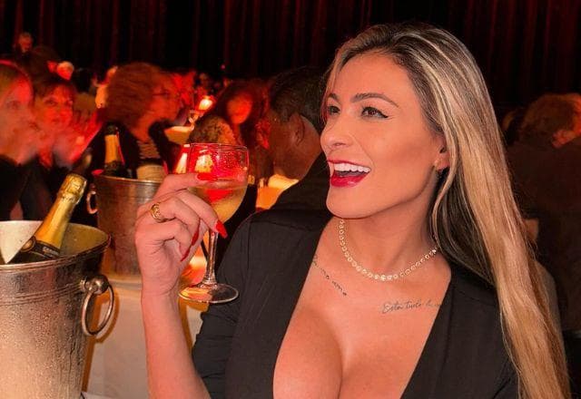 Andressa Urach em foto